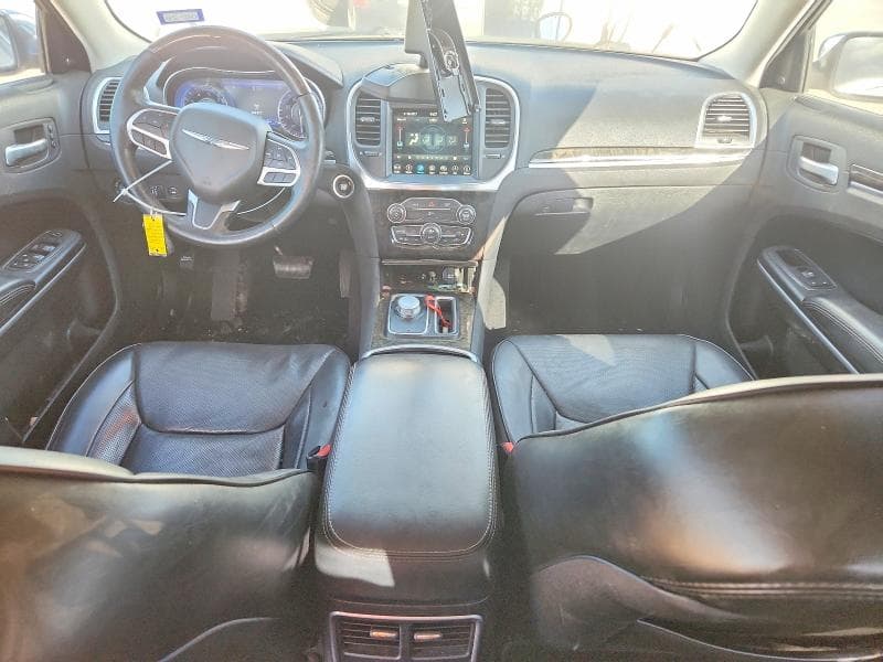 2019 CHRYSLER 300 LIMITED 8