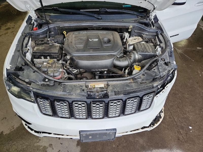 2018 JEEP GRAND CHEROKEE LAREDO 11