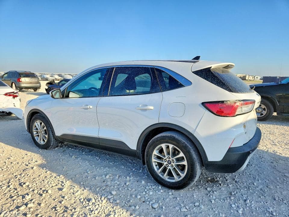 2020 FORD ESCAPE SE 2