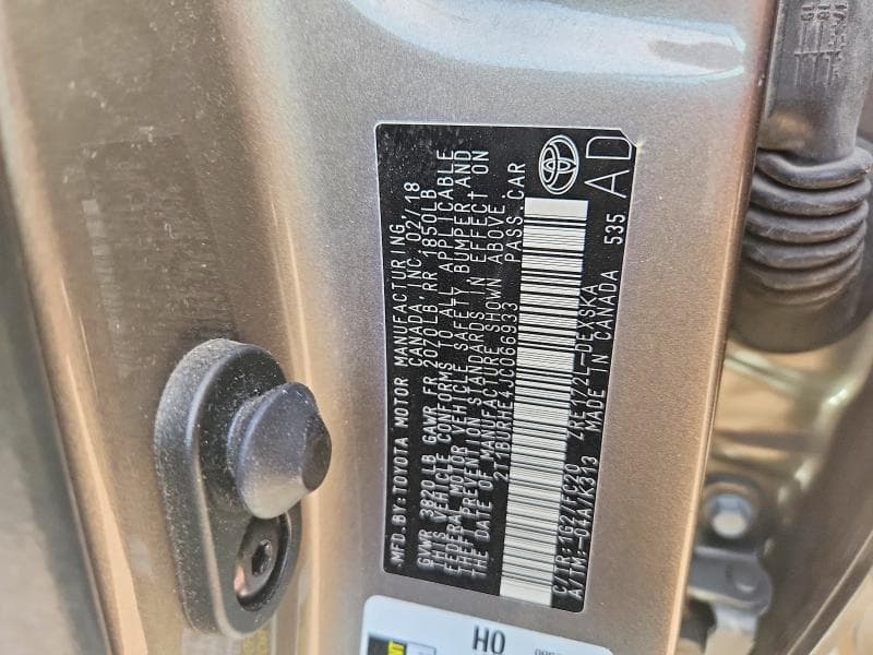 2018 TOYOTA COROLLA SE 12