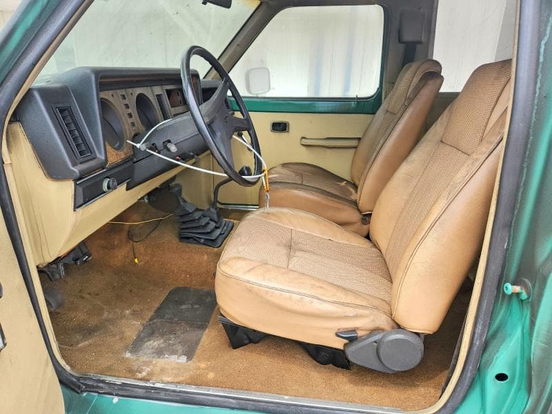 1984 FORD BRONCO II 7