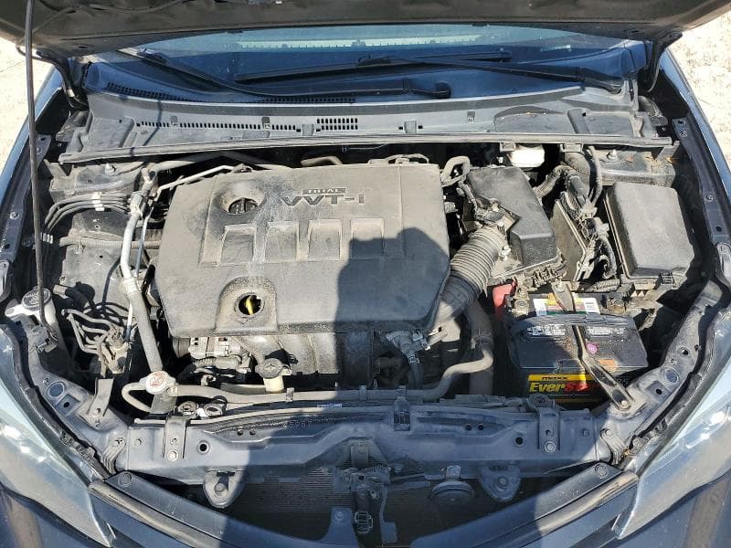 2019 TOYOTA COROLLA SE 11