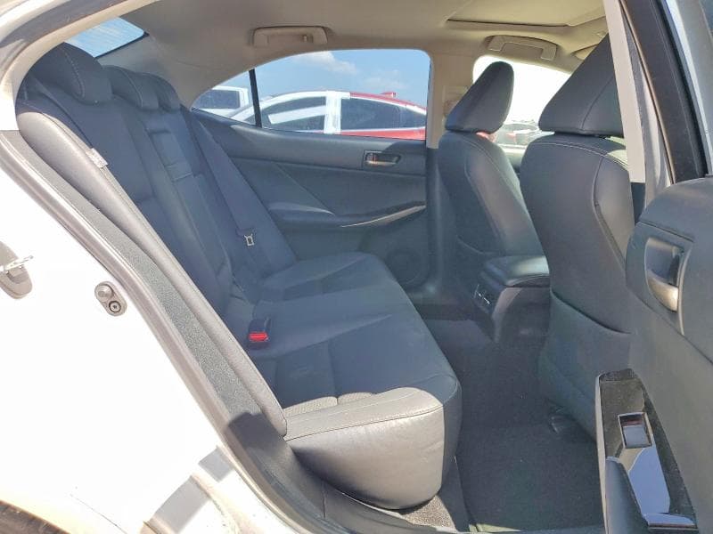 2019 LEXUS IS 300 11