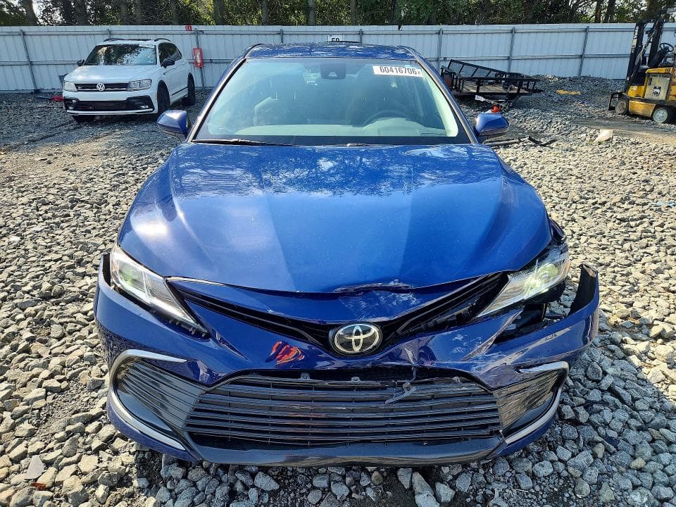 2023 TOYOTA CAMRY LE 5