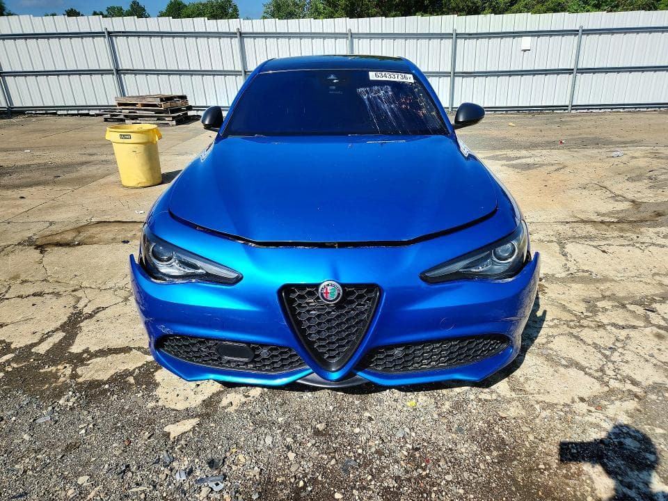 2019 ALFA ROMEO GIULIA TI 5