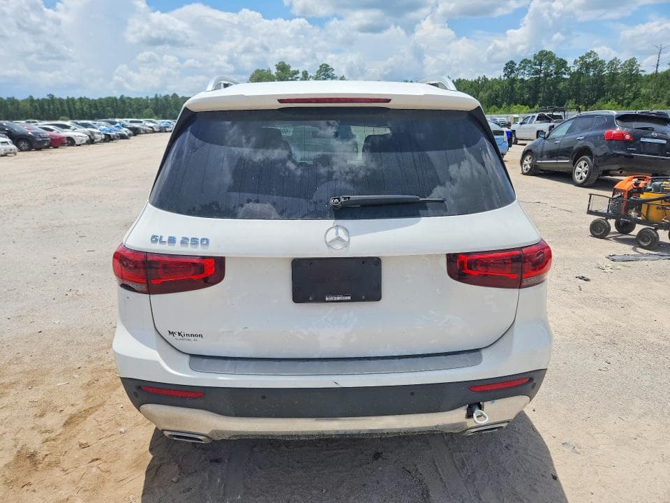 2020 MERCEDES-BENZ GLB 250 6