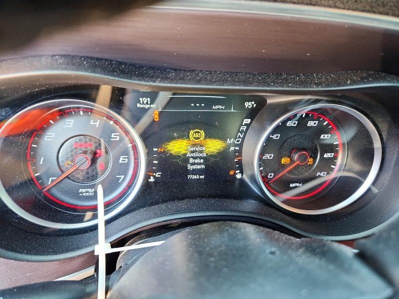 2017 DODGE CHARGER SE 9