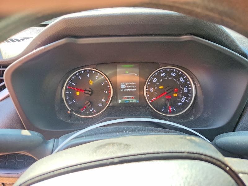 2022 TOYOTA RAV4 LE 9