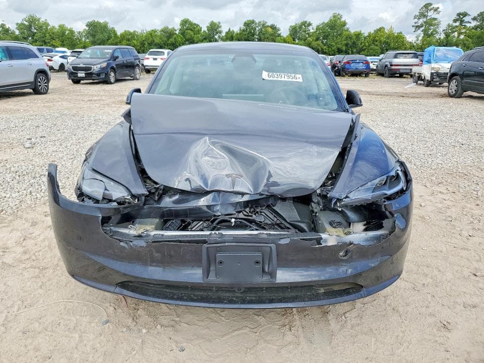 2026 TESLA MODEL 3 5