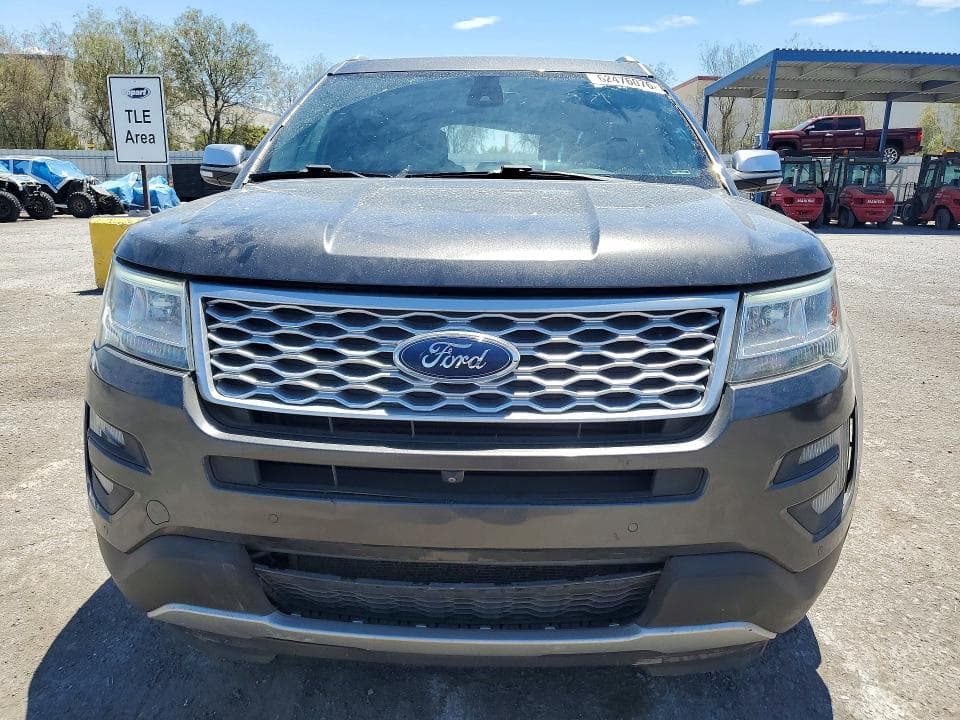 2017 FORD EXPLORER PLATINUM 5