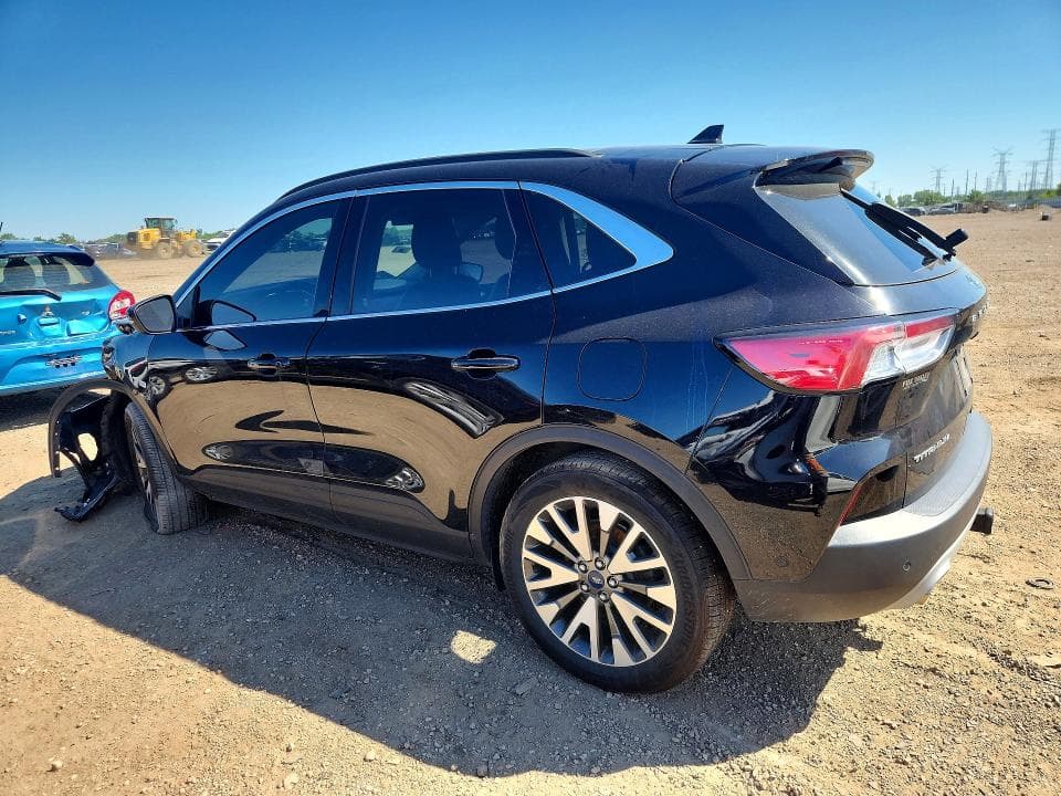 2020 FORD ESCAPE TITANIUM 2