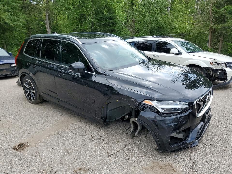 2022 VOLVO XC90 T6 MOMENTUM 4
