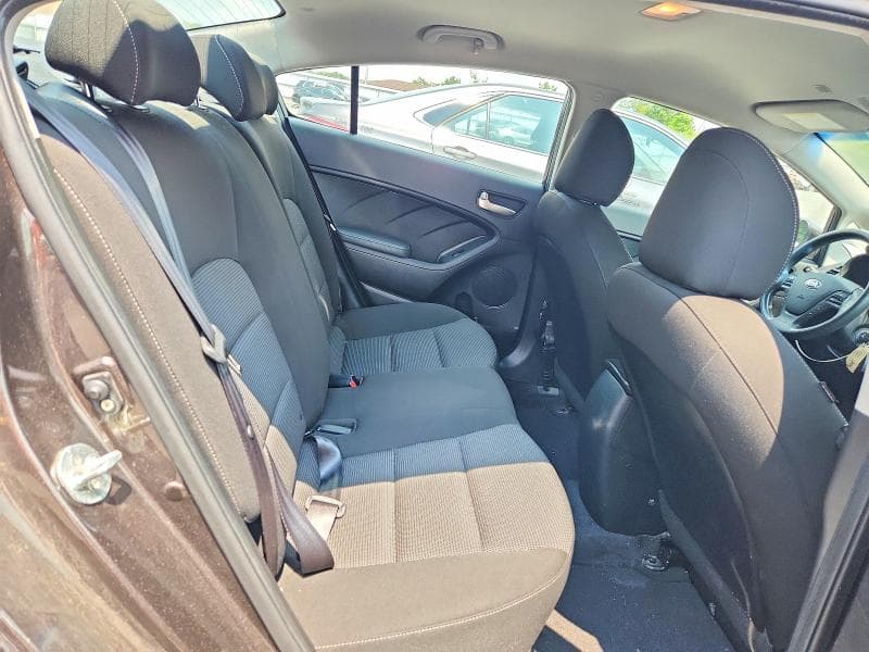 2018 KIA FORTE LX 10