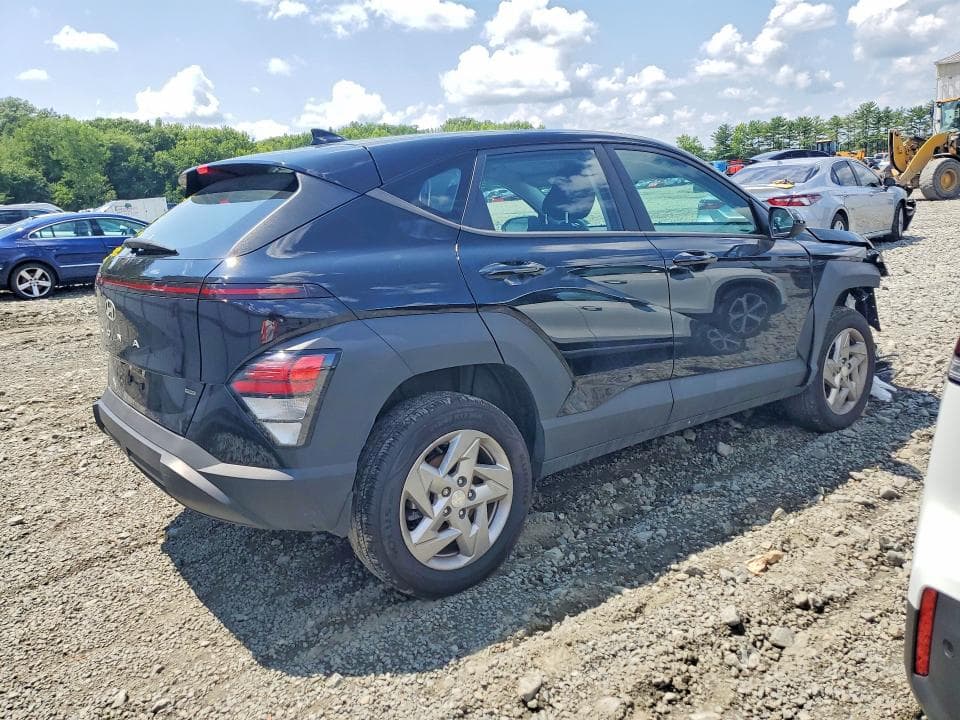 2025 HYUNDAI KONA SE 3