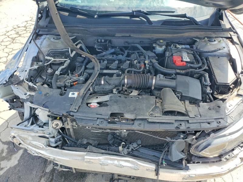 2018 HONDA ACCORD EX 11