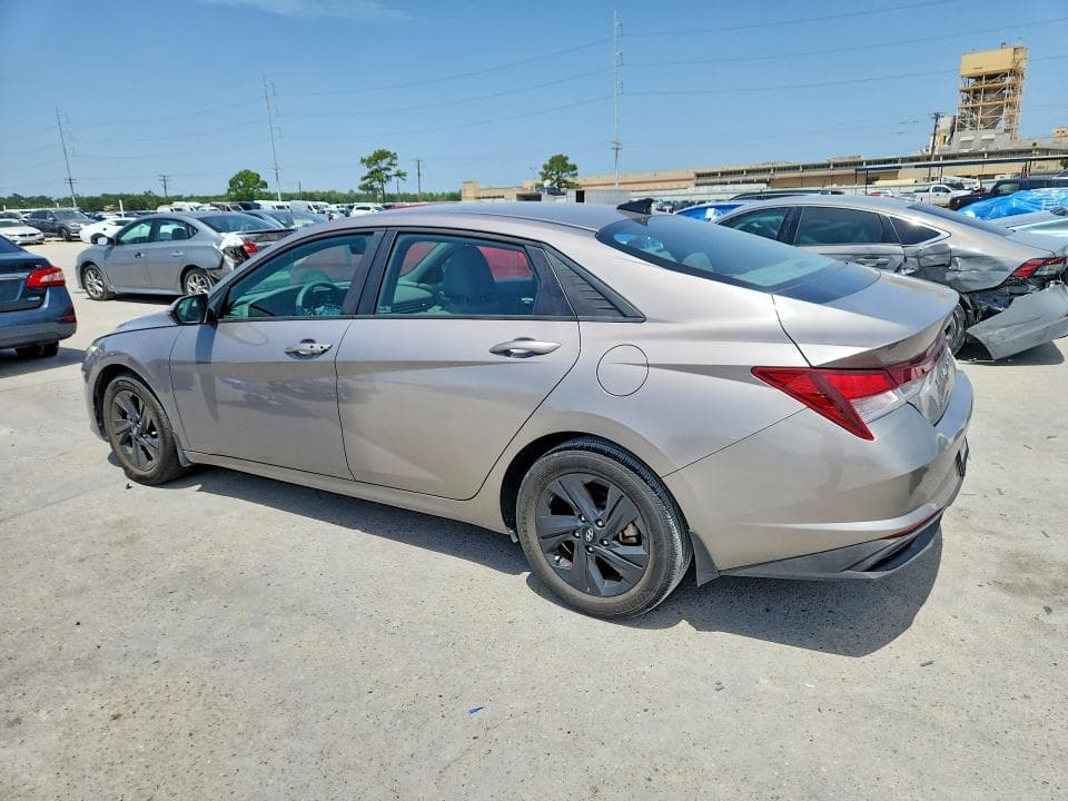 2023 HYUNDAI ELANTRA SEL 2