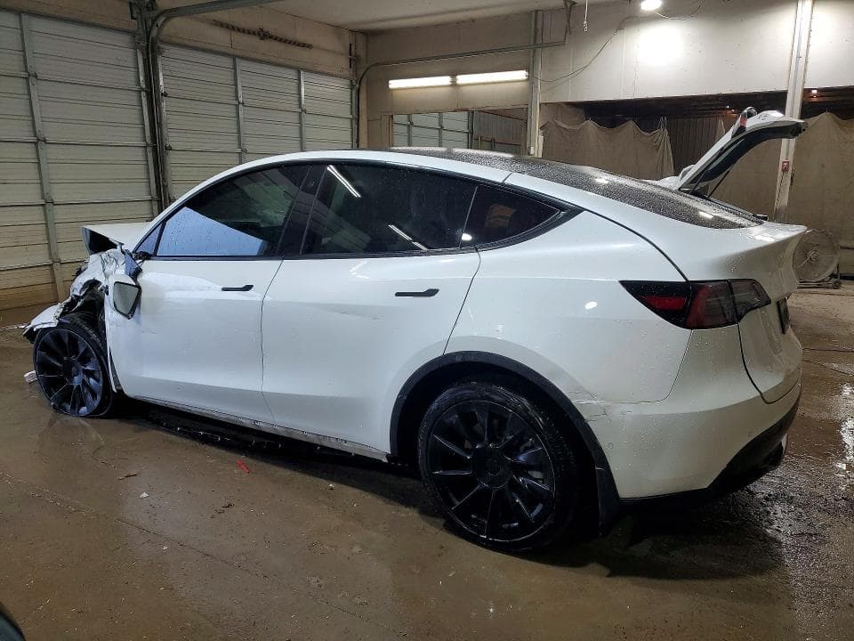 2022 TESLA MODEL Y 2