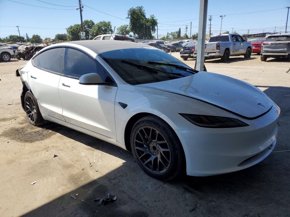 2026 TESLA MODEL 3 4