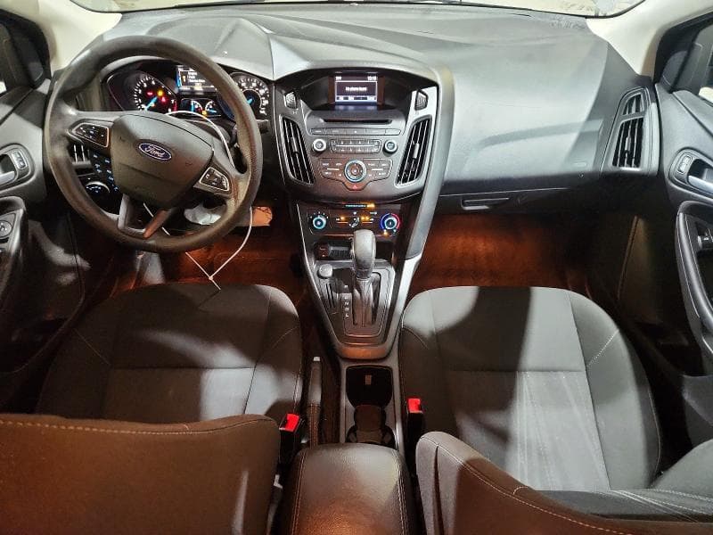 2017 FORD FOCUS SE 8