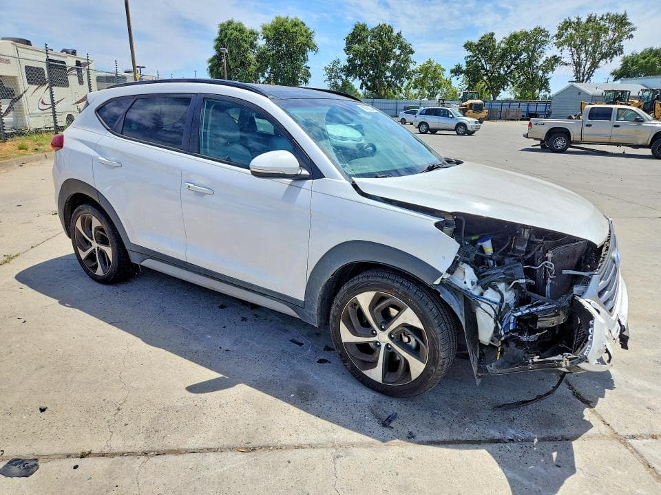 2018 HYUNDAI TUCSON VALUE 4