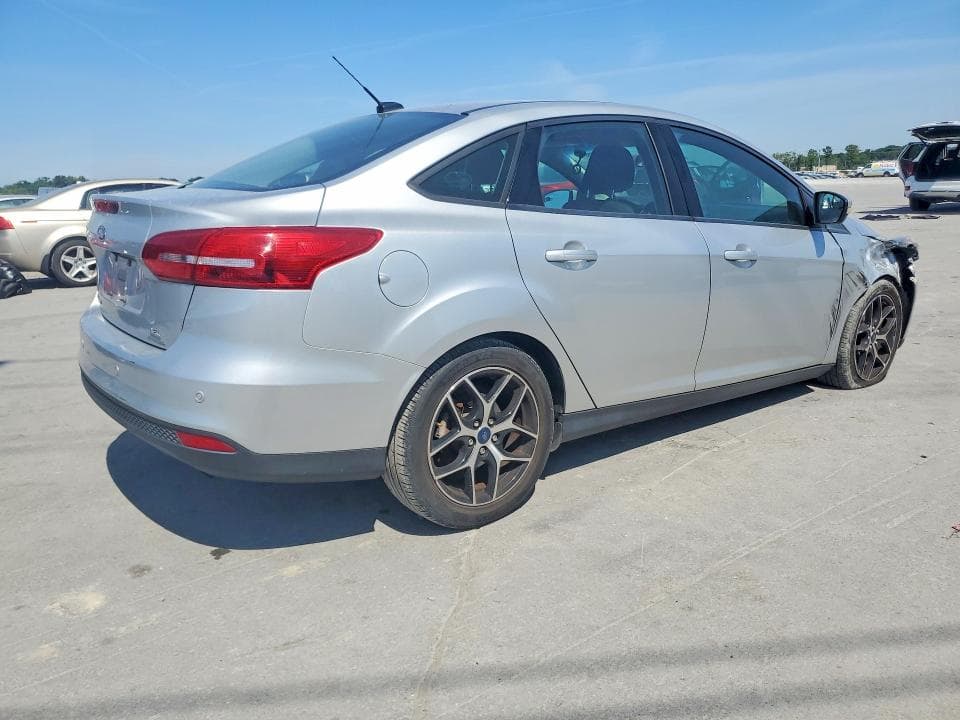 2018 FORD FOCUS SEL 3