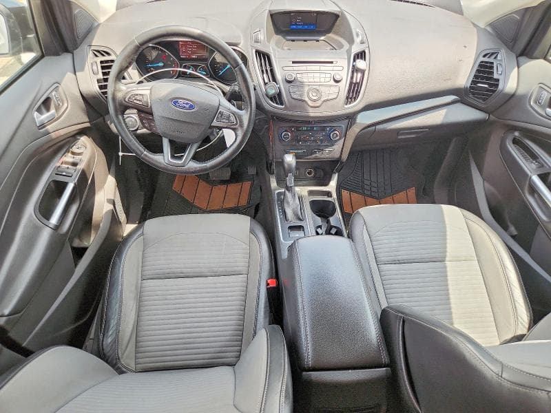 2017 FORD ESCAPE SE 8