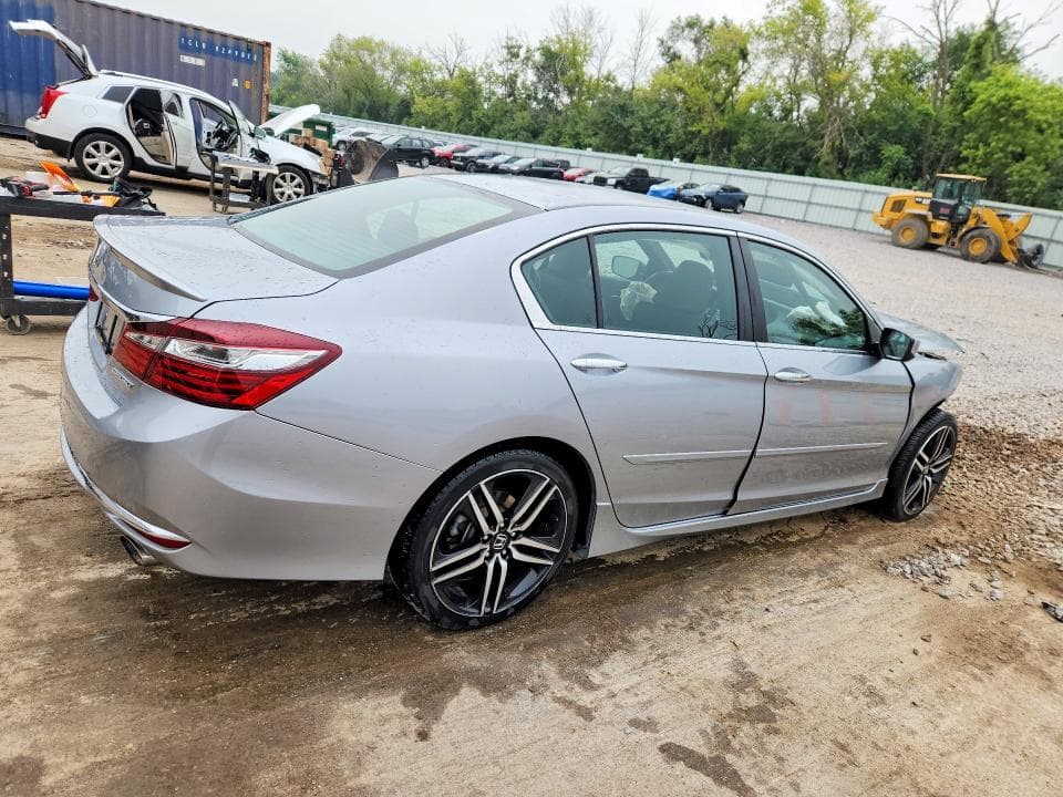 2017 HONDA ACCORD SPORT 3