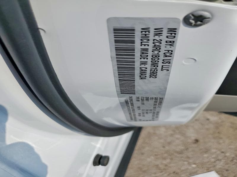 2022 CHRYSLER PACIFICA TOURING L 12