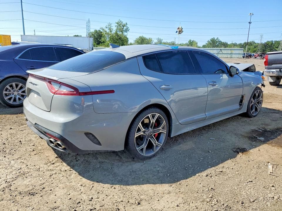 2019 KIA STINGER GT2 3
