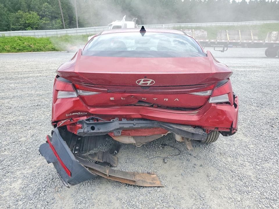 2024 HYUNDAI ELANTRA SEL 6