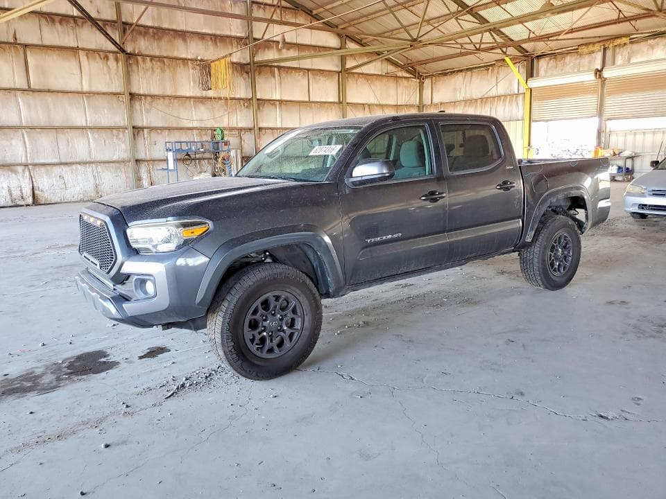 2017 TOYOTA TACOMA SR5 V6 - 1