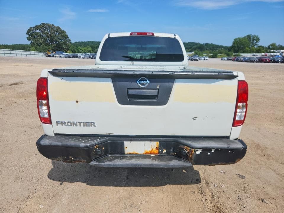 2017 NISSAN FRONTIER S 6