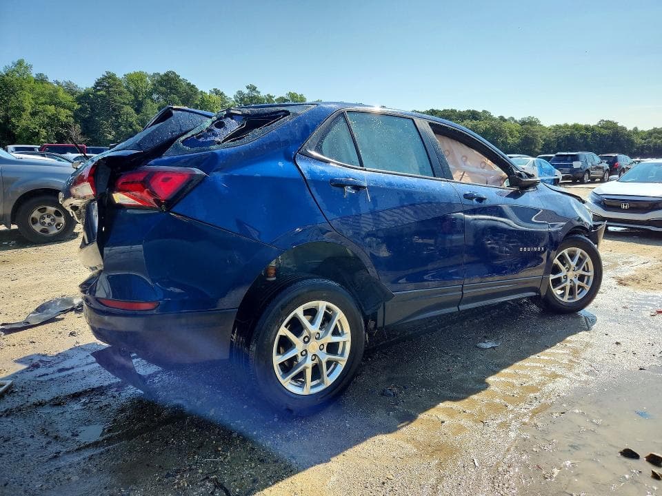 2022 CHEVROLET EQUINOX LS 3