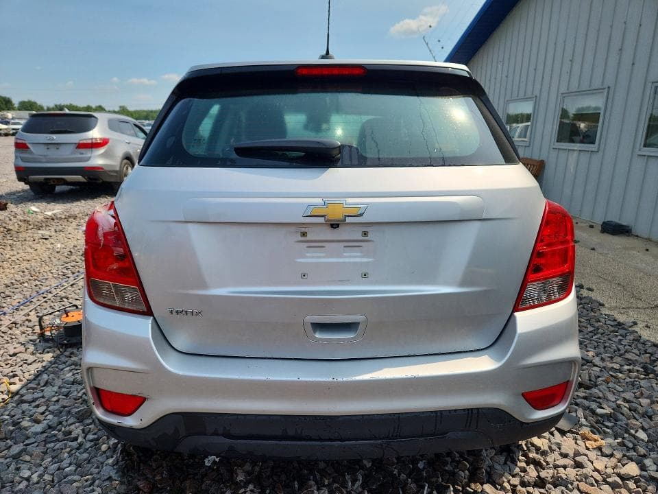 2018 CHEVROLET TRAX LS 6
