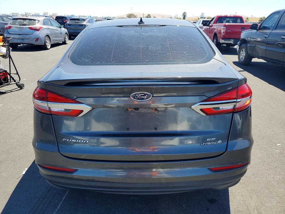 2019 FORD FUSION SE 6