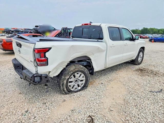 2023 NISSAN FRONTIER SV 3