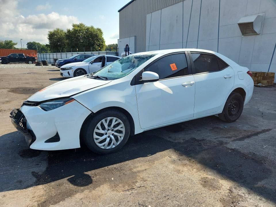 2019 TOYOTA COROLLA LE - 1