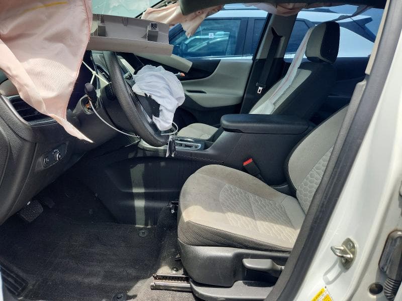 2020 CHEVROLET EQUINOX LS 7
