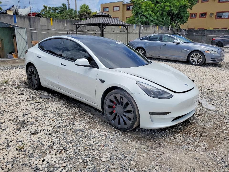 2023 TESLA MODEL 3 4