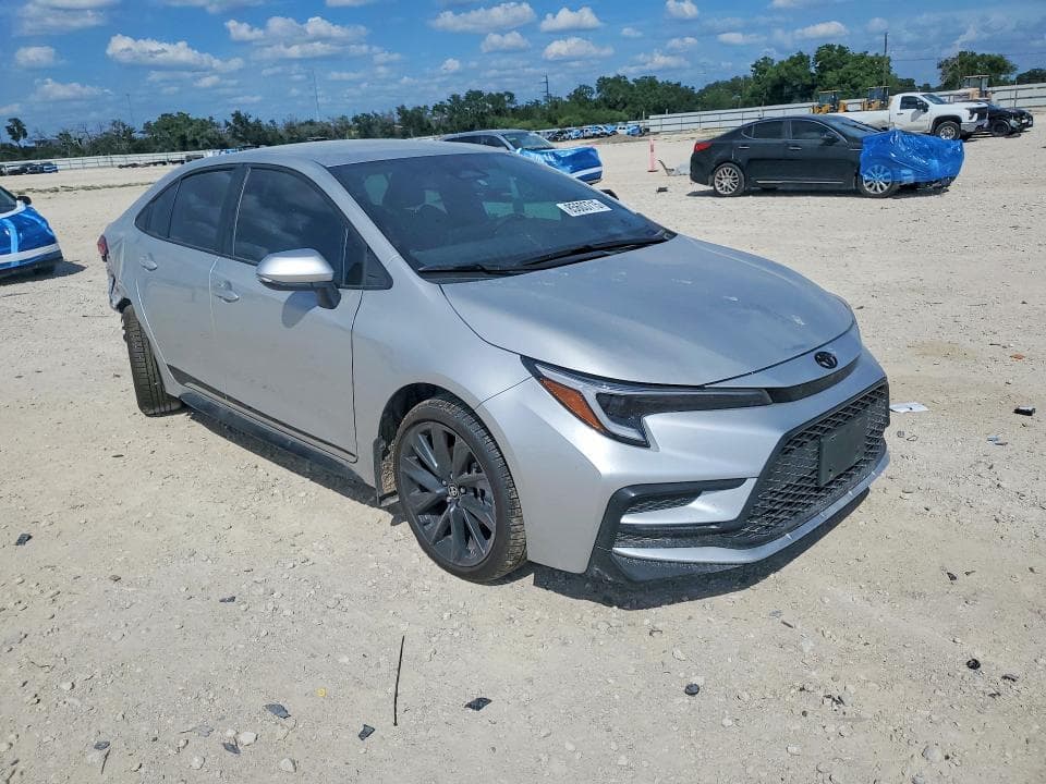 2026 TOYOTA COROLLA SE 4