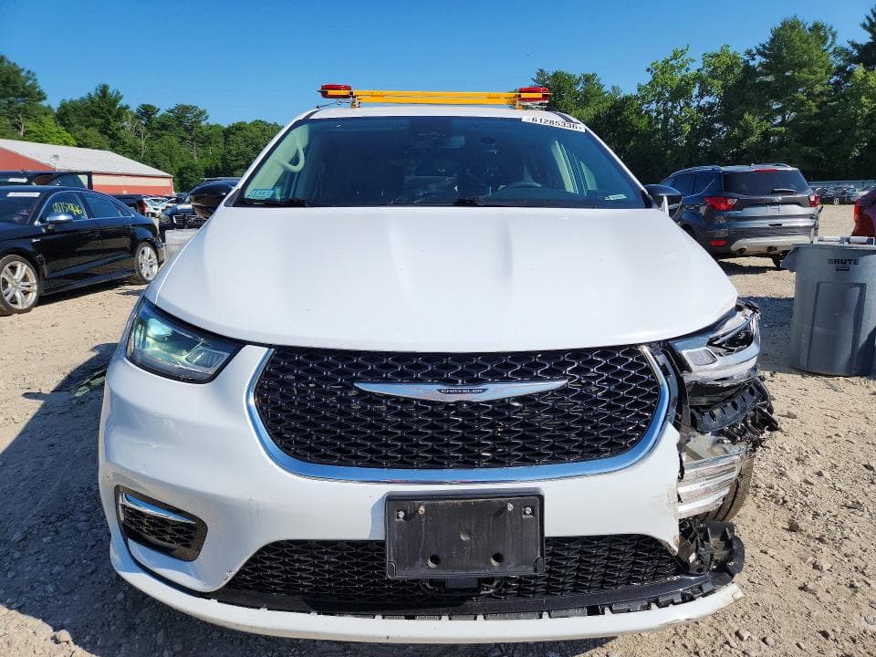 2024 CHRYSLER PACIFICA TOURING L 5