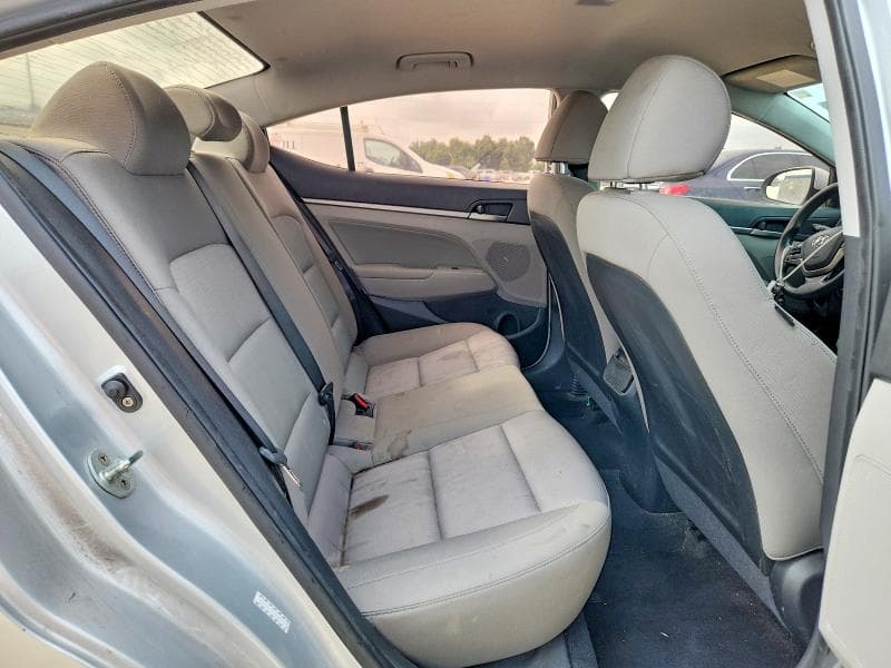 2017 HYUNDAI ELANTRA SE 10