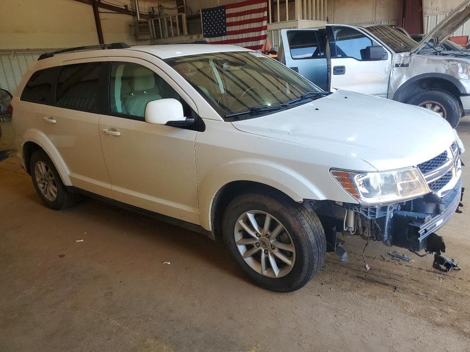 2019 DODGE JOURNEY SE 4