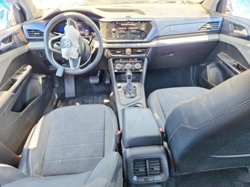 2022 VOLKSWAGEN TAOS SE 8