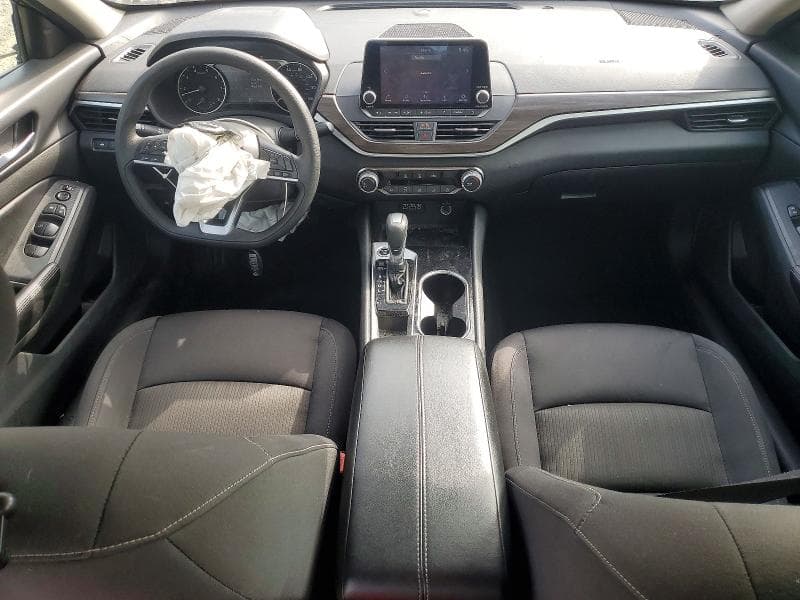 2024 NISSAN ALTIMA SV 8