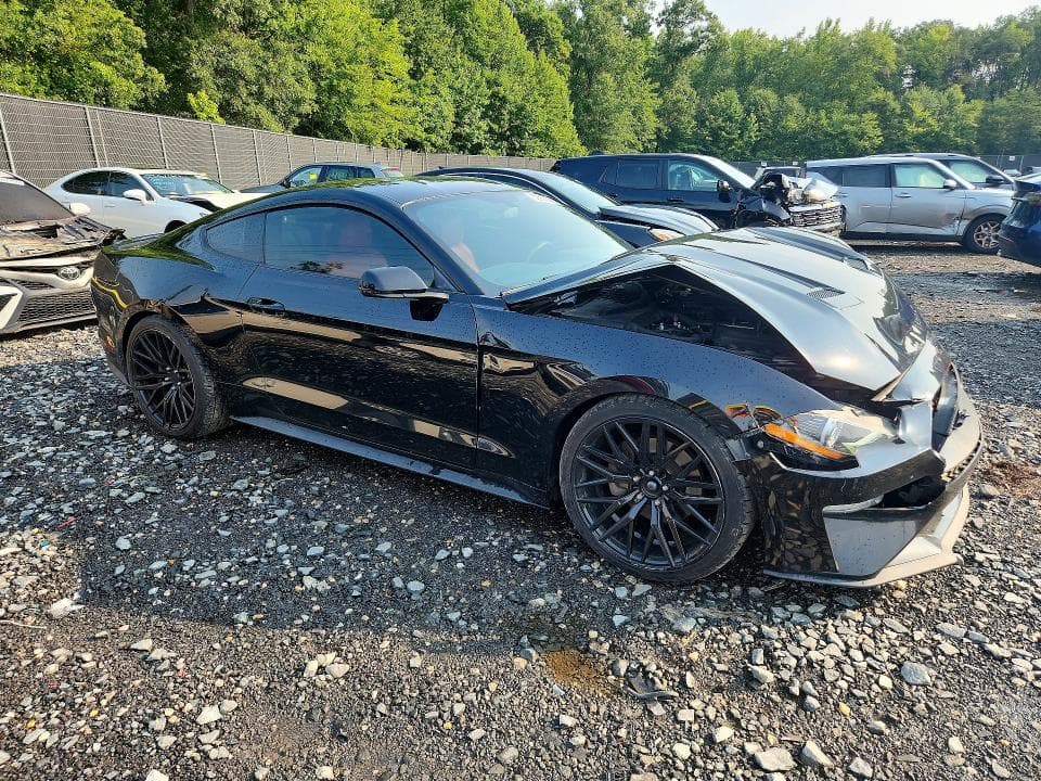 2019 FORD MUSTANG 4