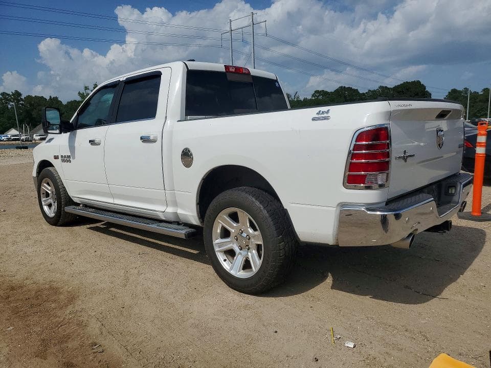 2018 RAM 1500 SLT 2