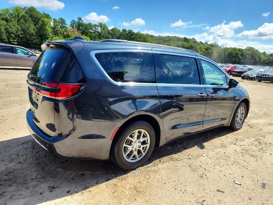 2021 CHRYSLER PACIFICA TOURING 3