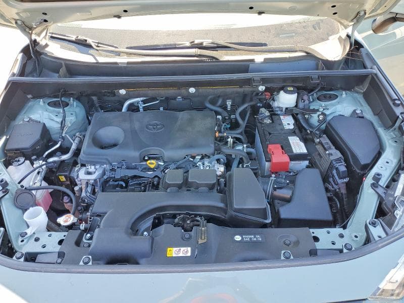 2023 TOYOTA RAV4 XLE 12