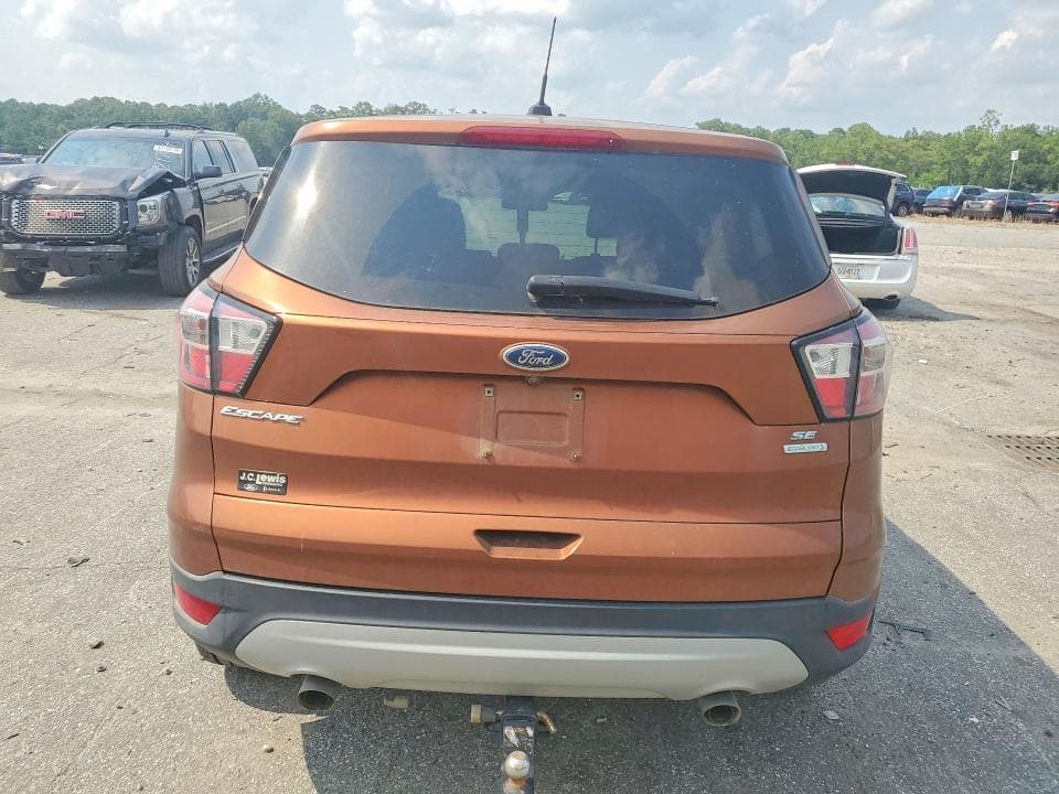 2017 FORD ESCAPE SE 6